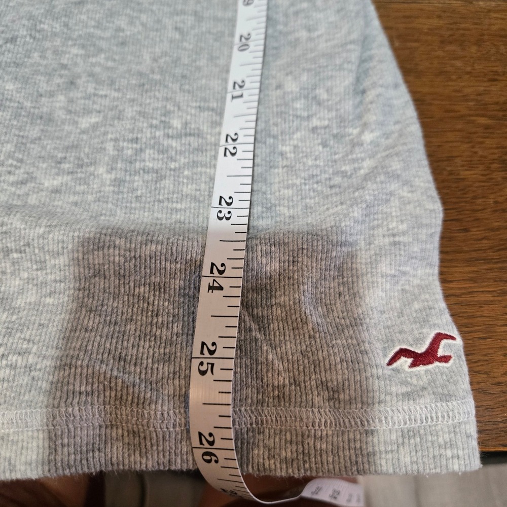 Hollister SoCal Stretch Ribbed Tank Top Gray Sequin Embellished Racerback Small - Picture 6 of 10